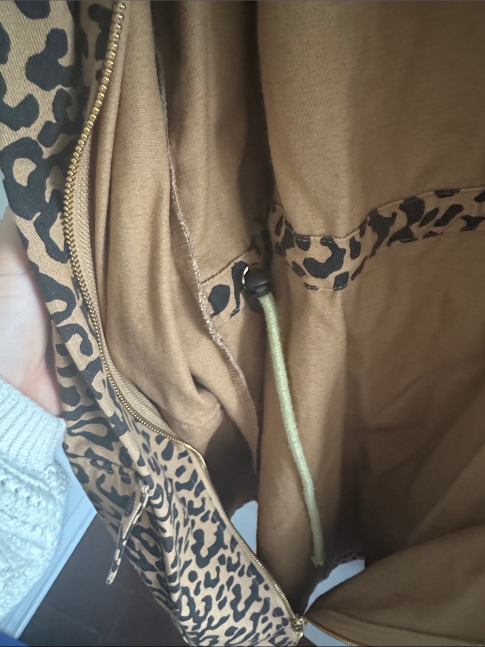 Never worn RedSky leopard full jacket with hood - Picture 4 of 5
